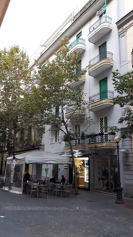 Your Bed Napoli المظهر الخارجي الصورة